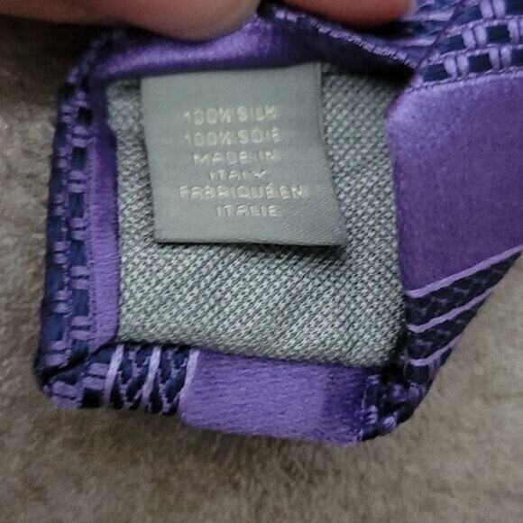 Ike Behar Two-tone Purple Striped Men's 100% Silk Classic Necktie NEW - Picture 3 of 5